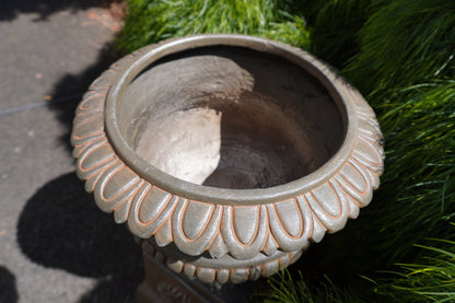 Laurel Medallion Urn & Plinth